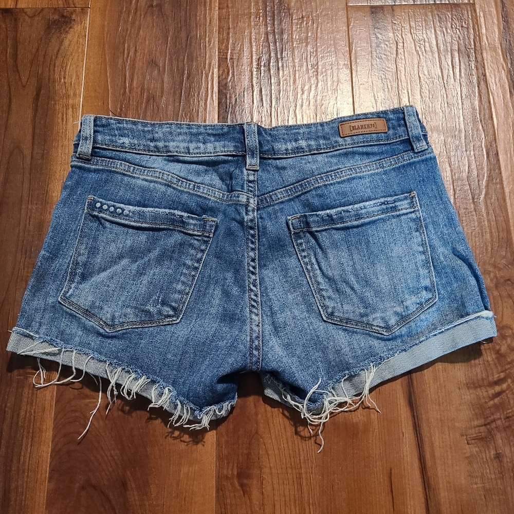 Blank NYC Women's Jean Shorts The Fulton Distressed Cuffed Size 26. - Picture 2 of 6